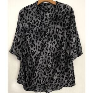 Aritzia Babaton Surplice Wrap Top Tunic Women M Gray Black Animal Leopard Print